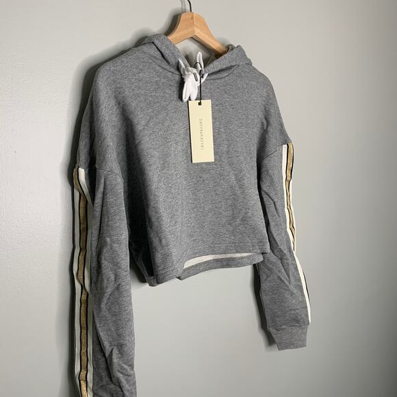 Crop Top Gray Hoodie Sweatshirt NEW L - Picture 1 of 6